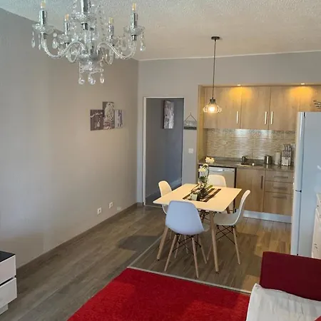 Apartment Sweet *